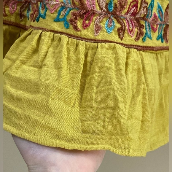 UMGEE Yellow Gold Short-Sleeve Dress Size Medium - Picture 7 of 11